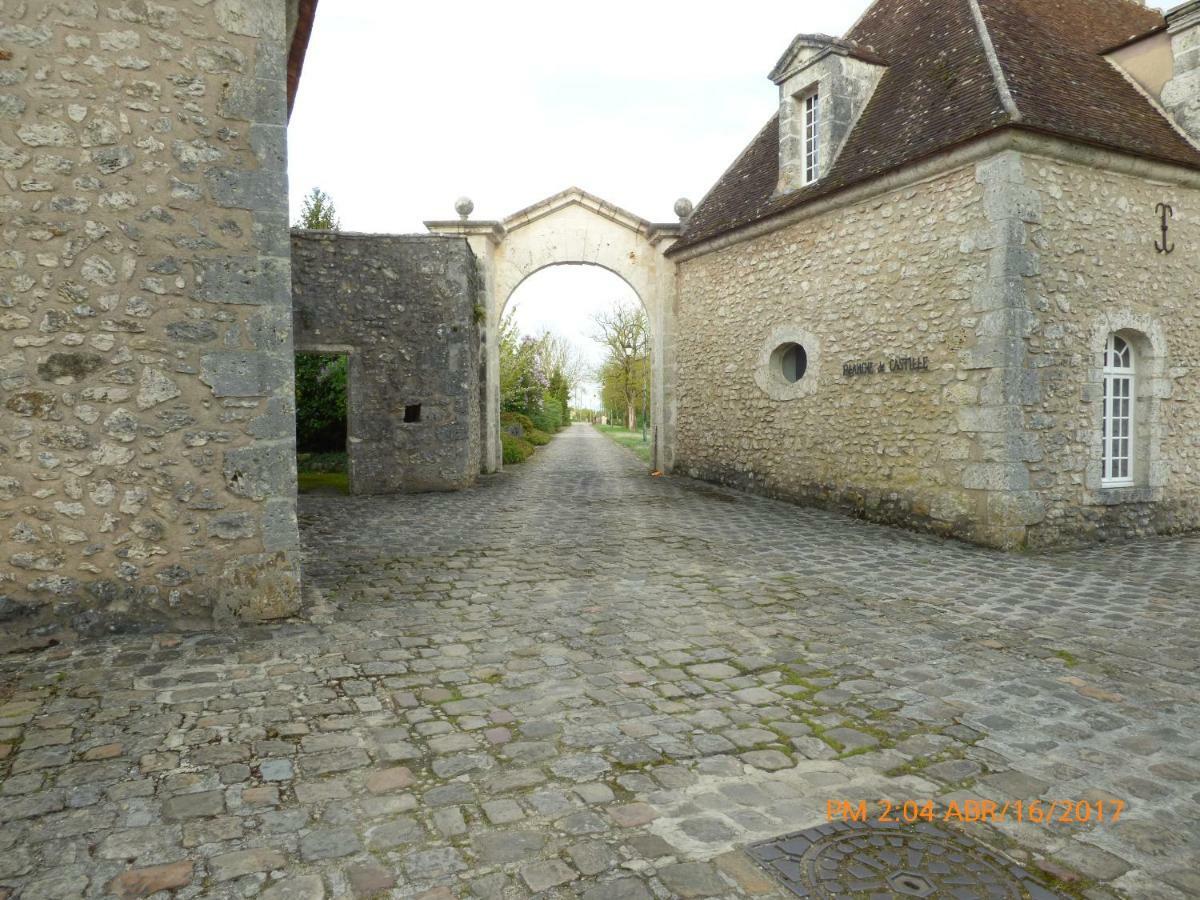 Château de Montramé Soisy-Bouy Esterno foto